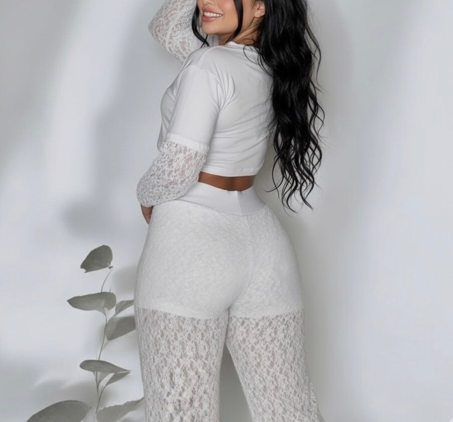 Conjunto encaje mujer – pantalón transparente + básica con mangas