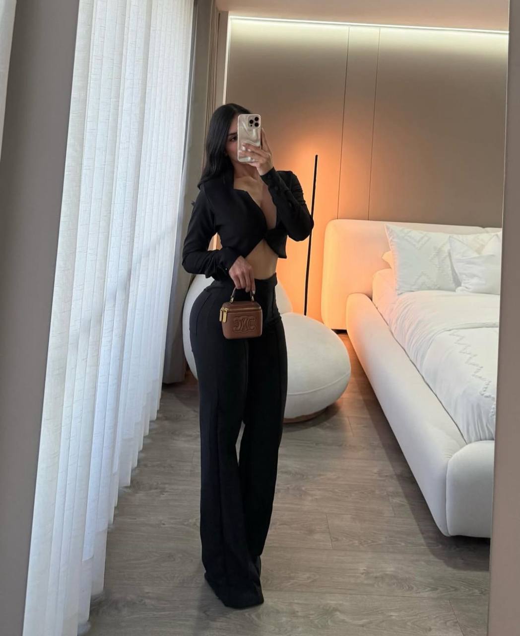 CONJUNTO BLAZER ESPALDA DESCUBIERTA