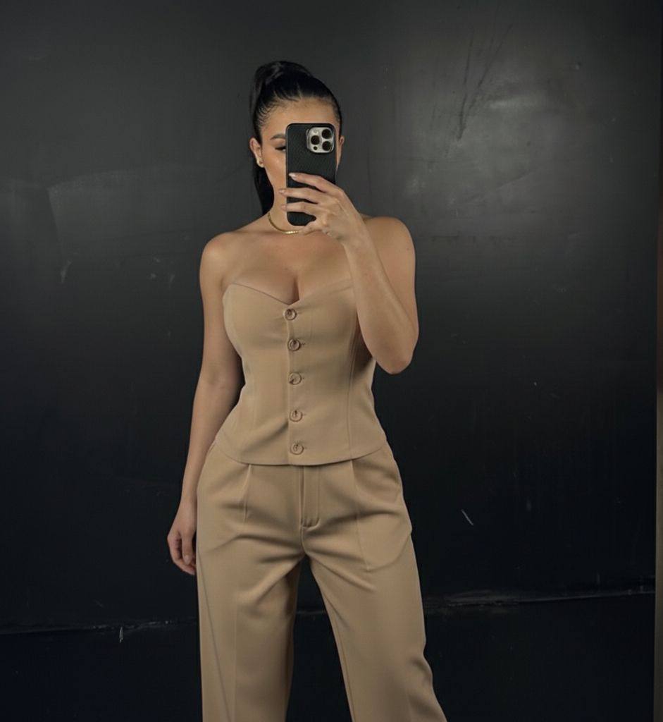 Dúo Corset & Pantalón Viena: Elegancia atemporal