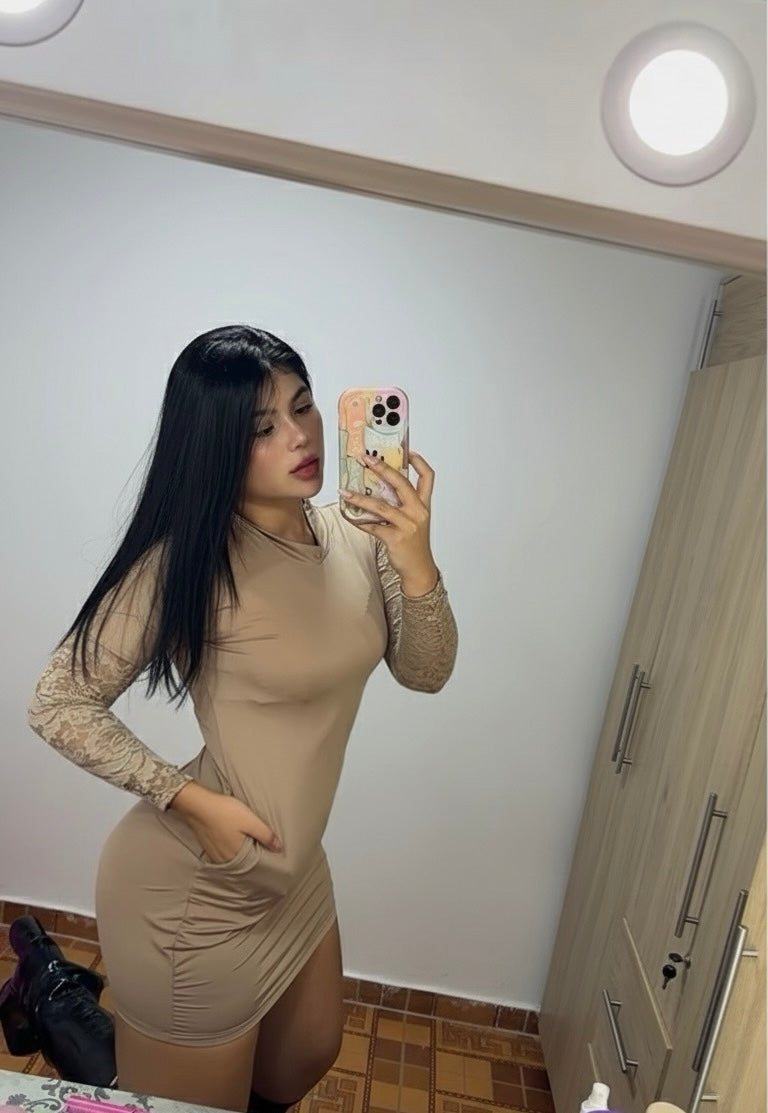 BLUZON CON BOLSILLOS CON MANGA EN ENCAJE