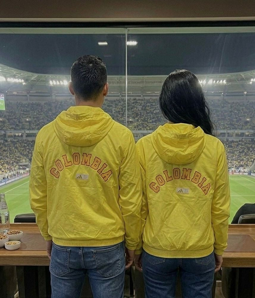 Set x2 Chaquetas ( Hombre y mujer) Rompevientos Sentimiento Tricolor– Edición Coleccionista incluye caja individual