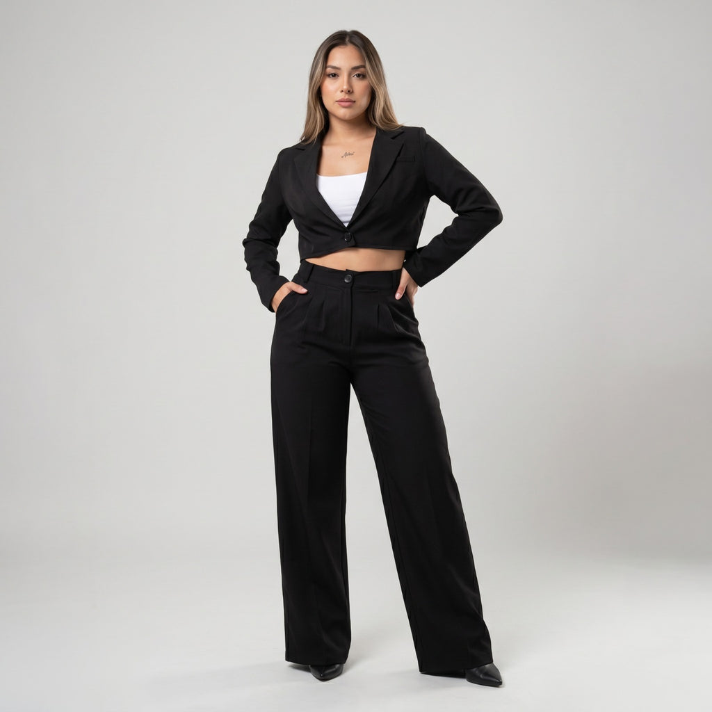 TRAJE GRECIA BLAZER CORTO Y PANTALÓN BOTA RECTA