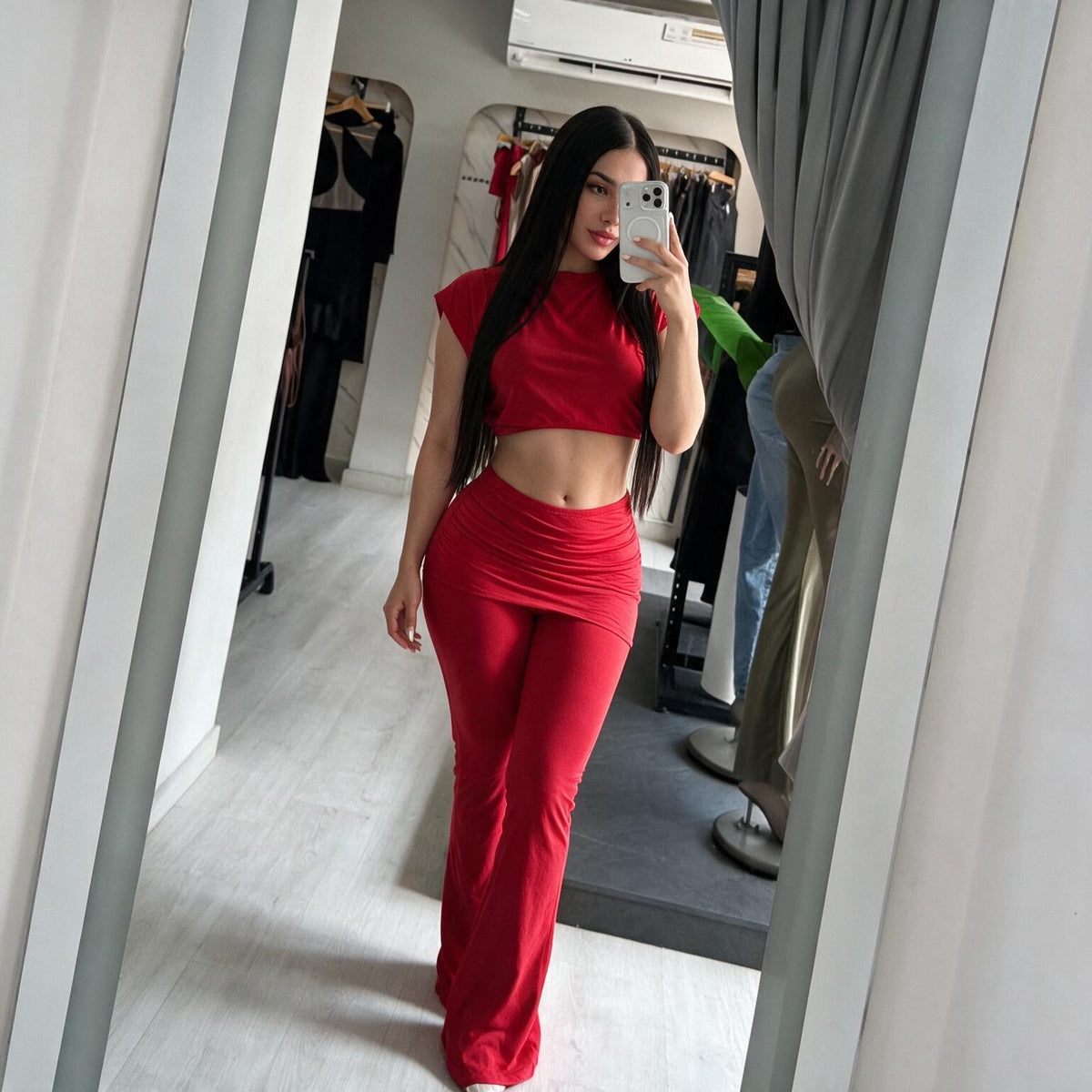 CONJUNTO IVONEE CON PUSH UP