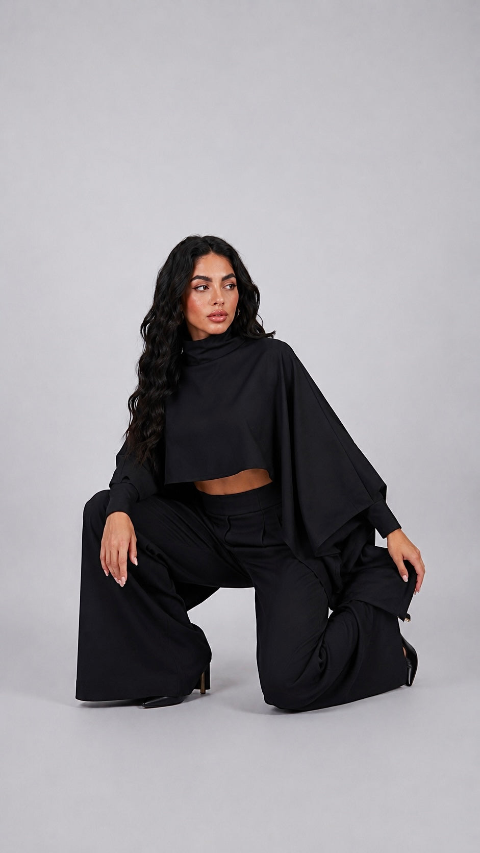 Conjunto Herrera Sastre Palazzo y Capa Elegante para Mujer | By Naty Salazar