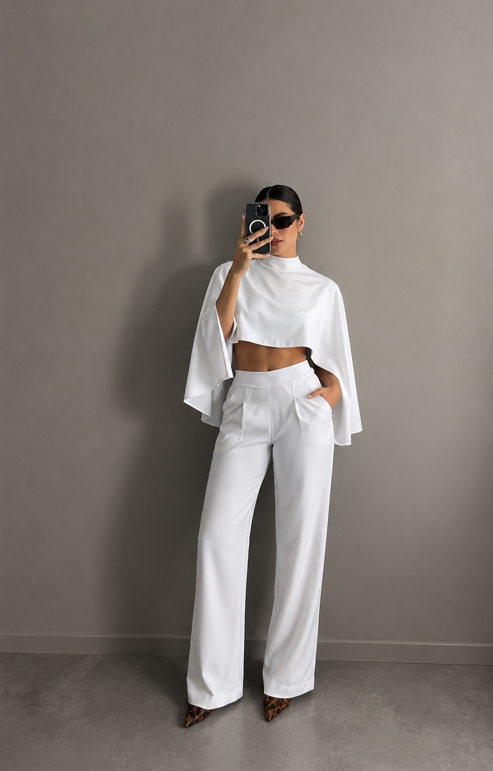 Conjunto Herrera Sastre Palazzo y Capa Elegante para Mujer | By Naty Salazar