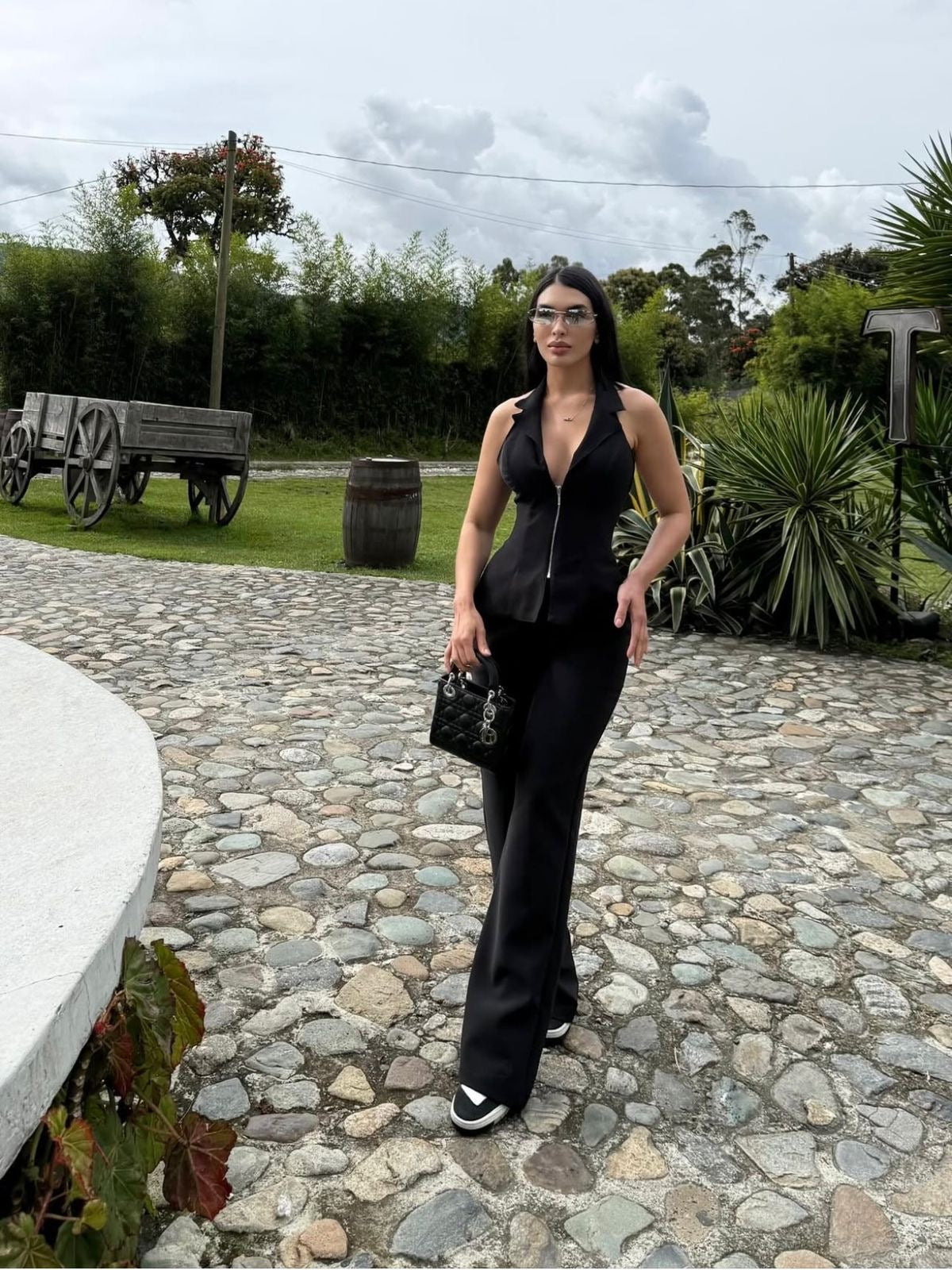 CONJUNTO IRIS CHALECO Y PANTALON PALAZZO