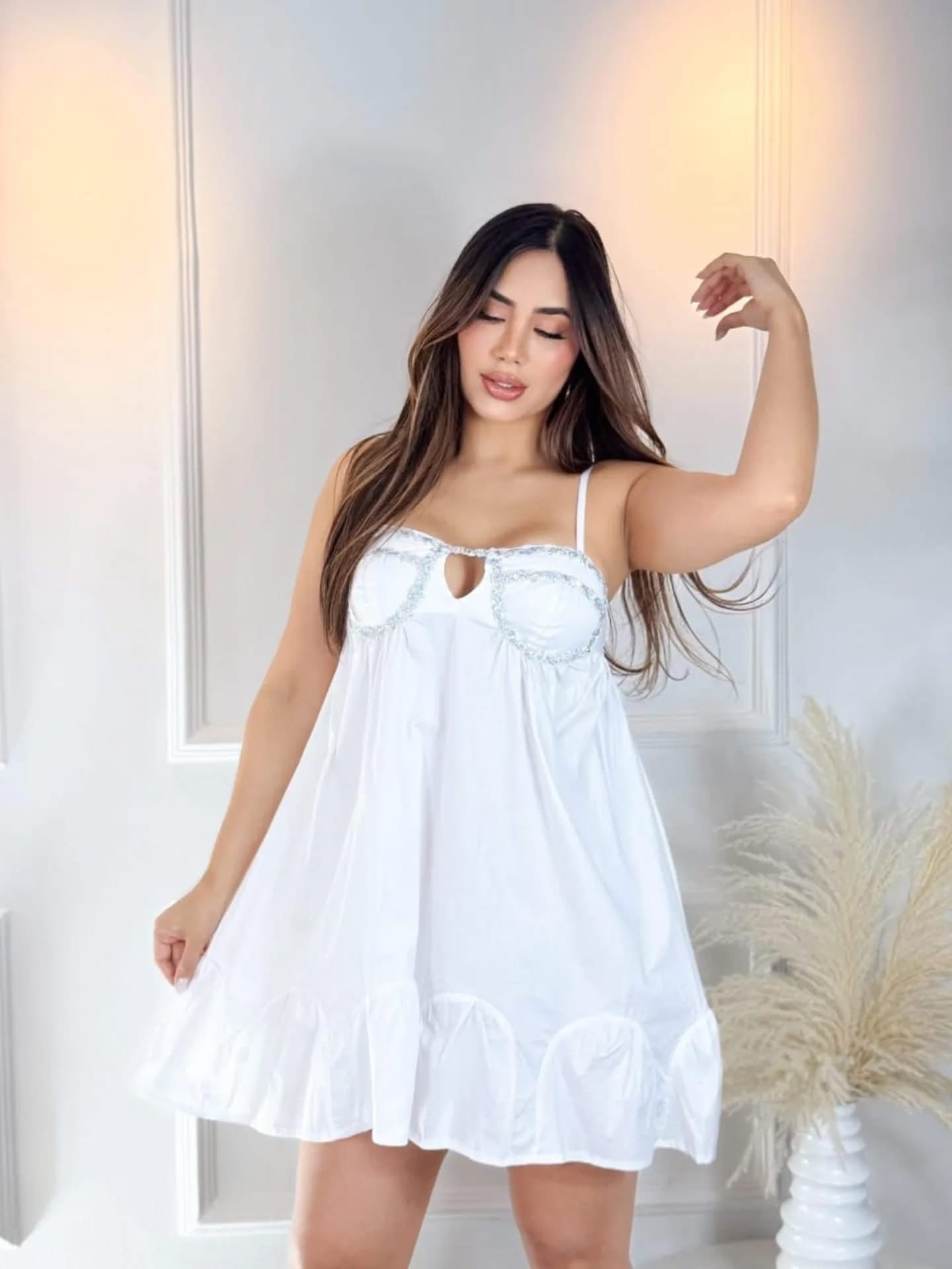 VESTIDO VOLADO CORTO