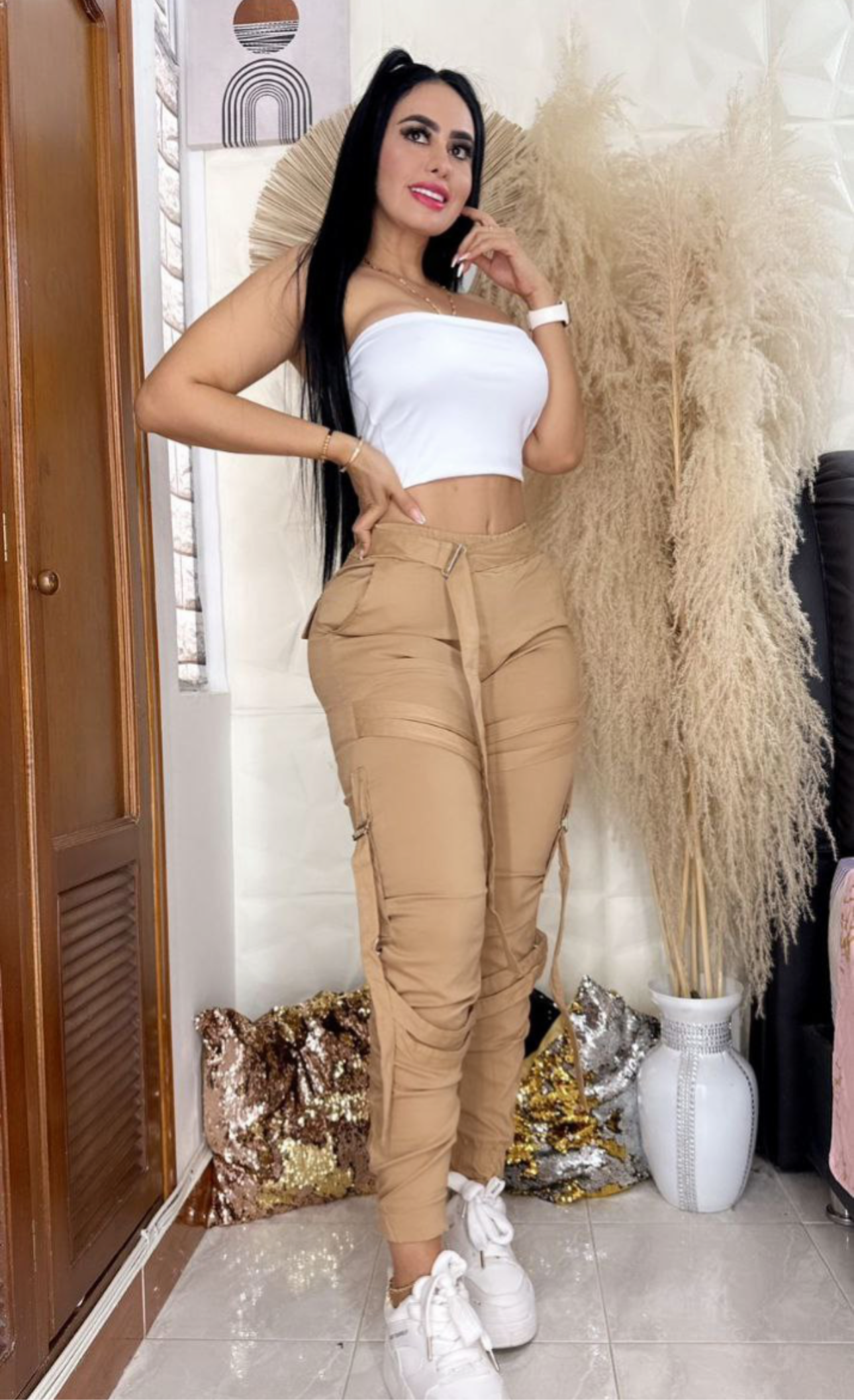 SET STREET PANTALON CARGO CON TIRAS EN BENGALINA Y TOP BASICO
