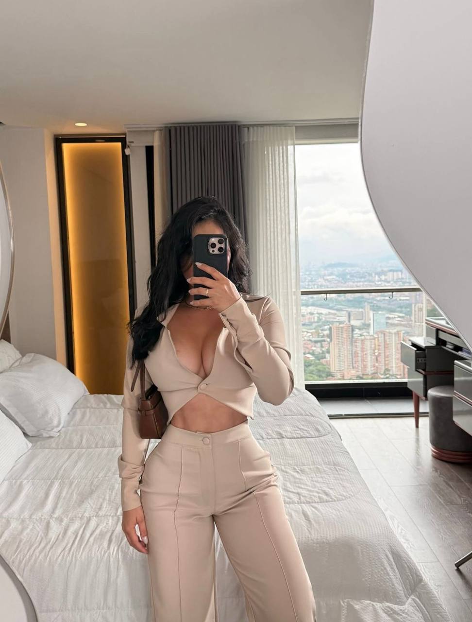 CONJUNTO BLAZER ESPALDA DESCUBIERTA