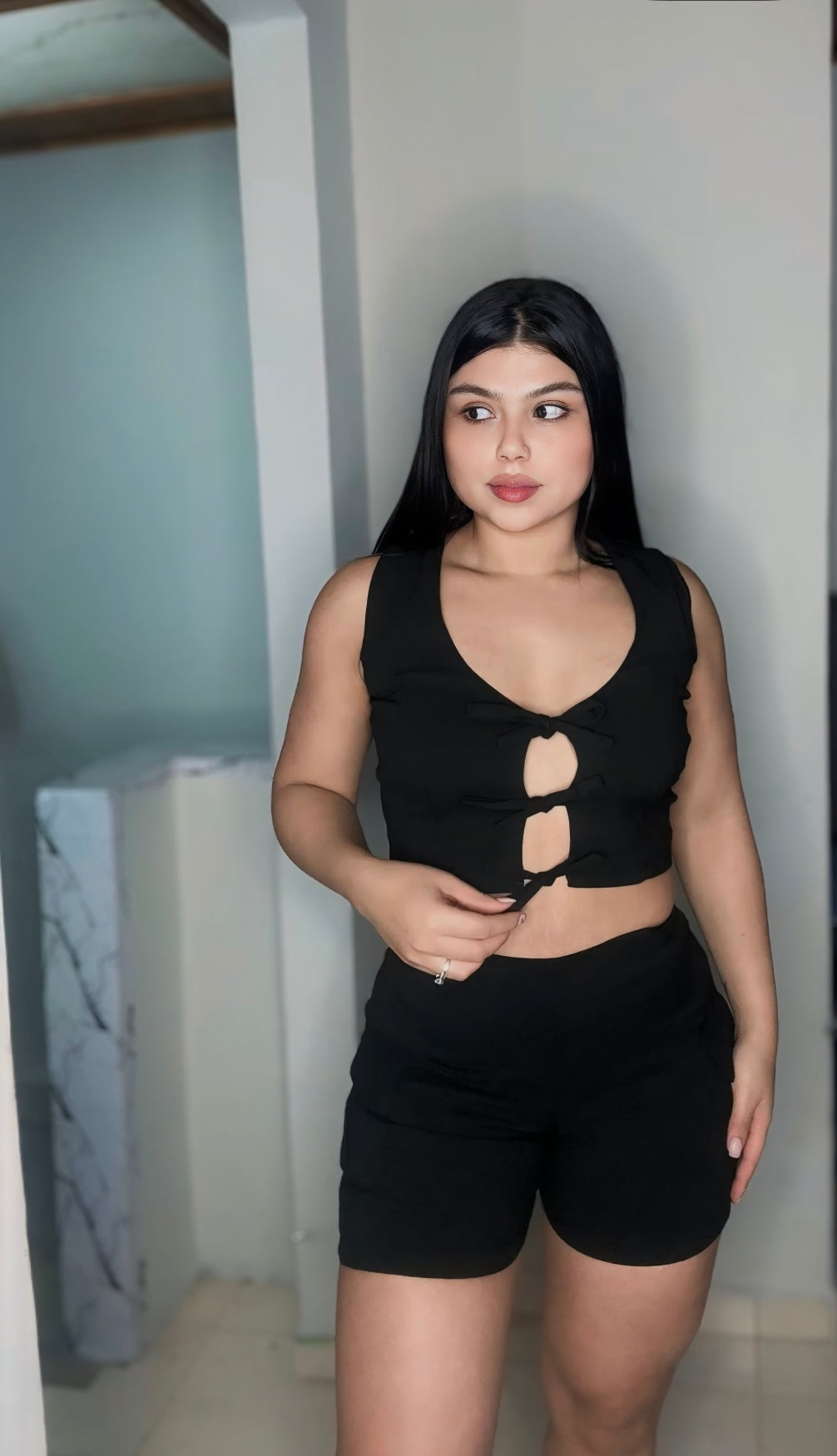 Conjunto de Bengalina: Blusa de amarre y Short Licrado| Estilo y Comodidad