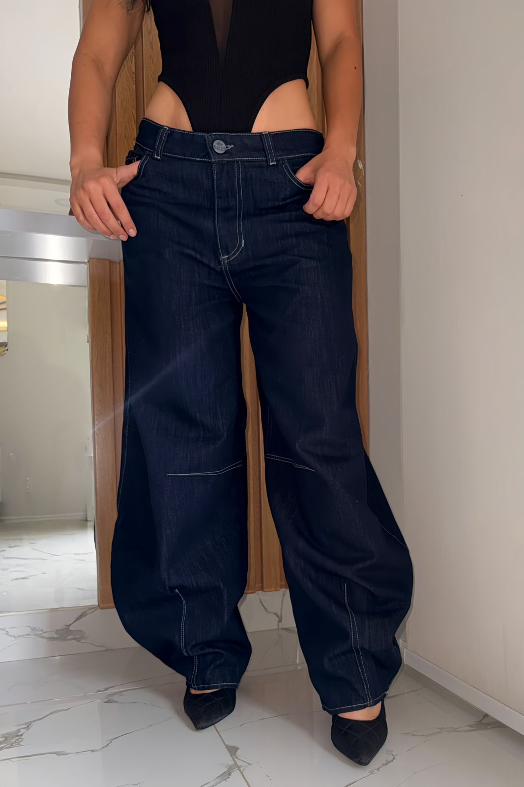 Conjunto Denim Balloon Azul Índigo – Camisera Pantalón Balloon Fit de Alta Costura